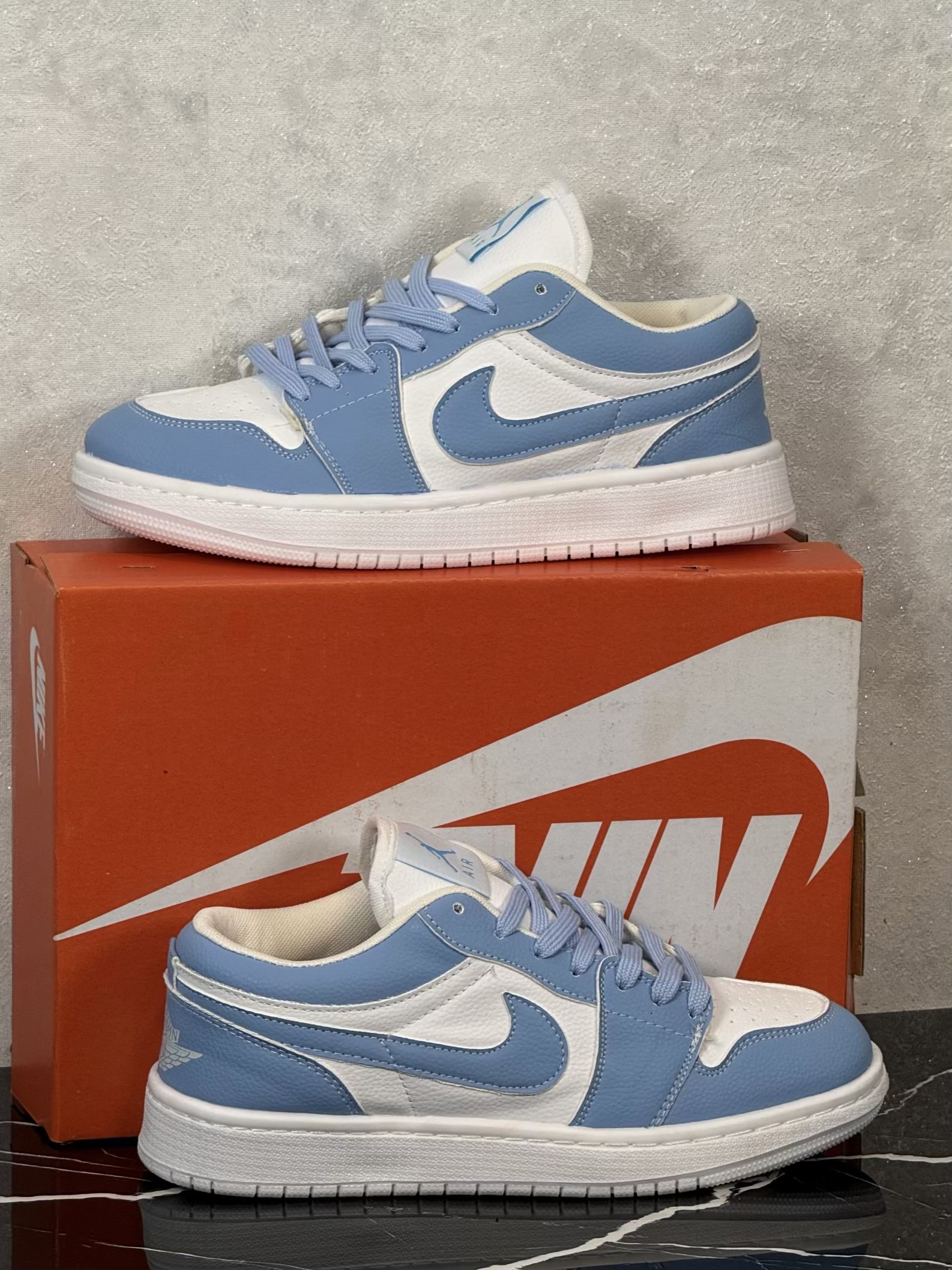 کتونی AIR JORDAN